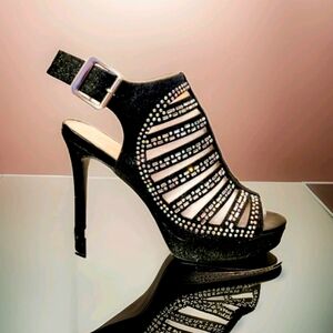New Rhinestone Embellished Silvie Caged Ankle Strap Platform Heel Sz 7